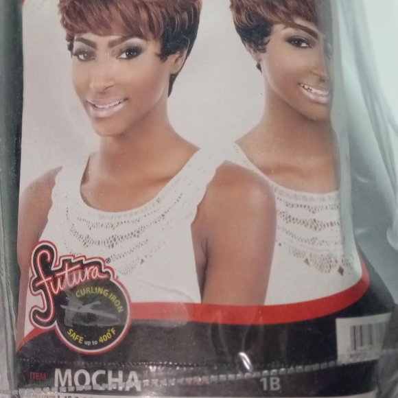 new synthetic short wig - Picture 1 of 3